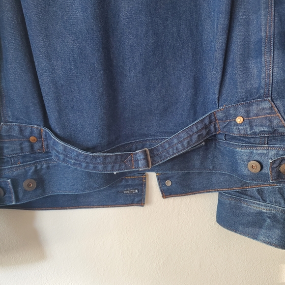 SOLD - NWOT! Levi's RED RARE Denin Jean Jacket - Picture 8 of 11
